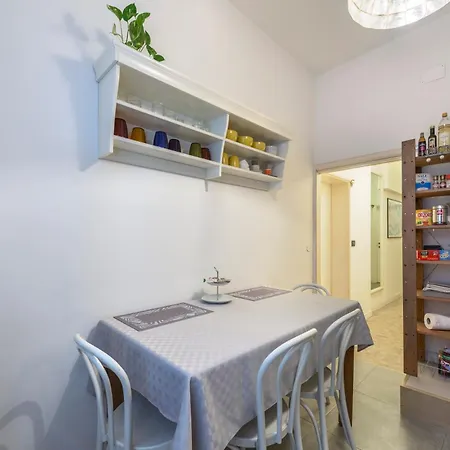 Гостевой дом Tre Sestieri Terrace - Canal View 2024