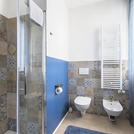 Tre Sestieri Terrace - Canal View 2024 Affittacamere 3*