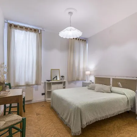 Πανσιόν Tre Sestieri Terrace - Canal View 2024 *